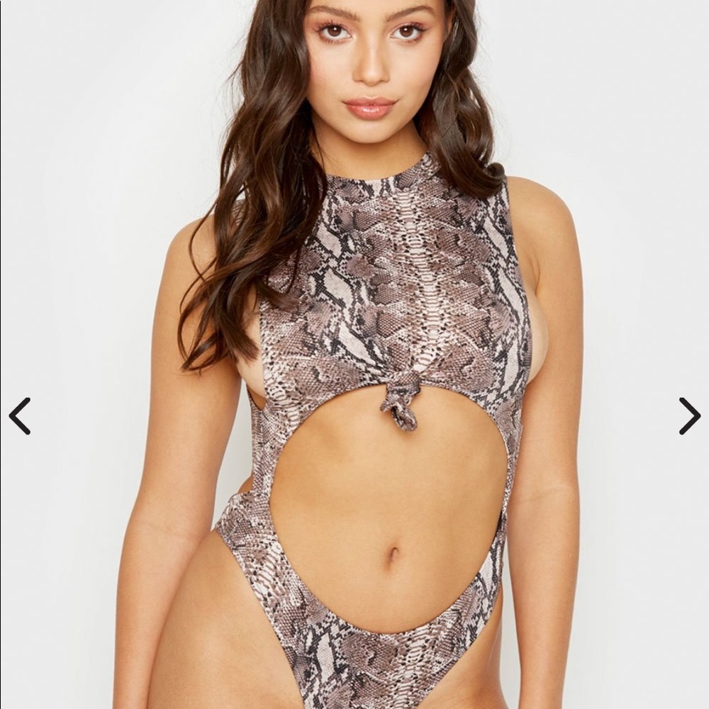 Frankies bikinis belle one piece snake print